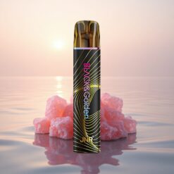 JNR Black&Golden 600+200 Glace à la Fraise 550mAh 2ml 2%